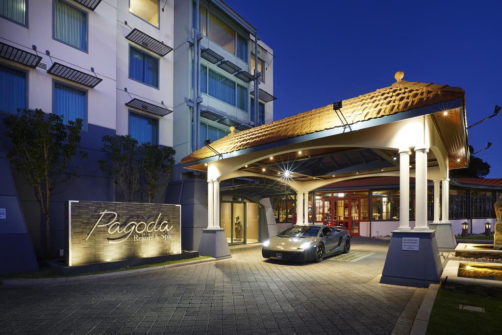 Pagoda Resort & Spa Perth Exterior photo